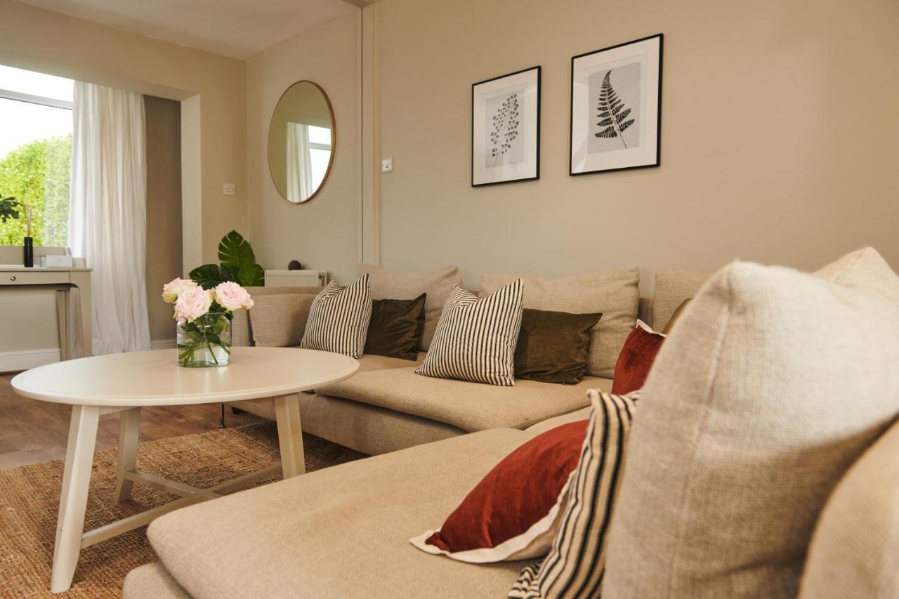 Ser Ar Y Bryn- Lovely Family Home With Garden, Walk To The Village And Beach Saundersfoot Esterno foto
