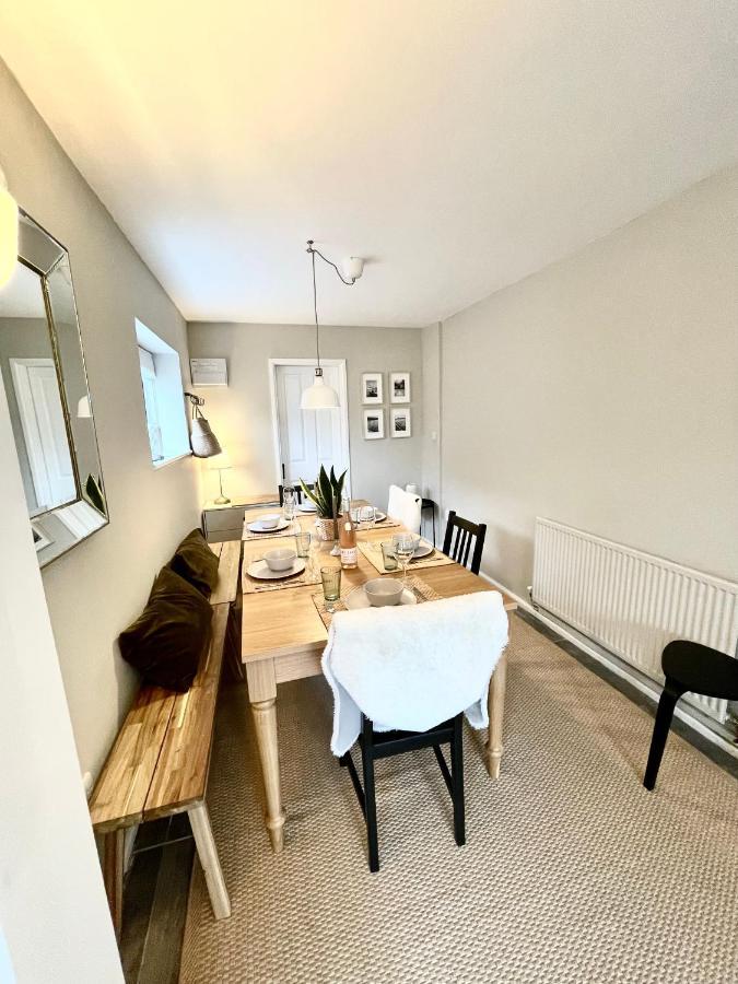 Ser Ar Y Bryn- Lovely Family Home With Garden, Walk To The Village And Beach Saundersfoot Esterno foto