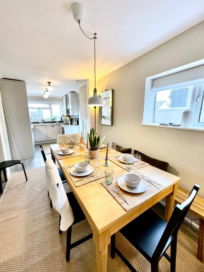 Ser Ar Y Bryn- Lovely Family Home With Garden, Walk To The Village And Beach Saundersfoot Esterno foto